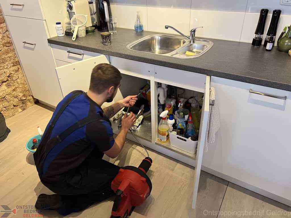 Riool Ontstoppen Geldrop Veermachine Riool Ontstoppen Geldrop Veermachine